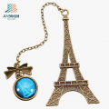 Marque-page en métal de tour Eiffel d&#39;alliage de cadeau de promotion de promotion avec le pendant